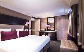 Elysees Hotel